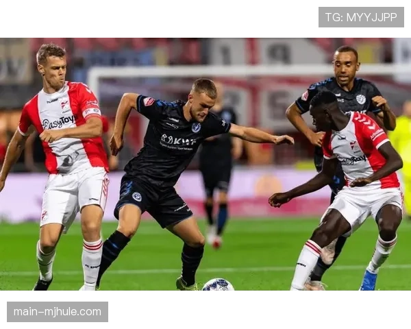 普罗梅尔5球成霍芬海姆中场得分点,远射能力威胁对手 普罗梅尔5球成霍芬海姆中场得分点,远射能力威胁对手